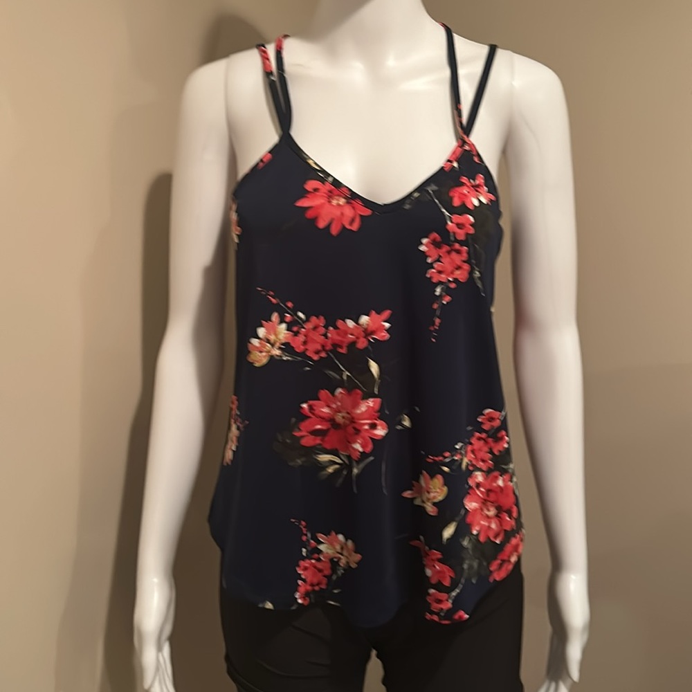 Papermoon, women’s SP shirt.